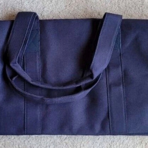 Ralph Lauren Duffle Bag - Picture 3 of 7